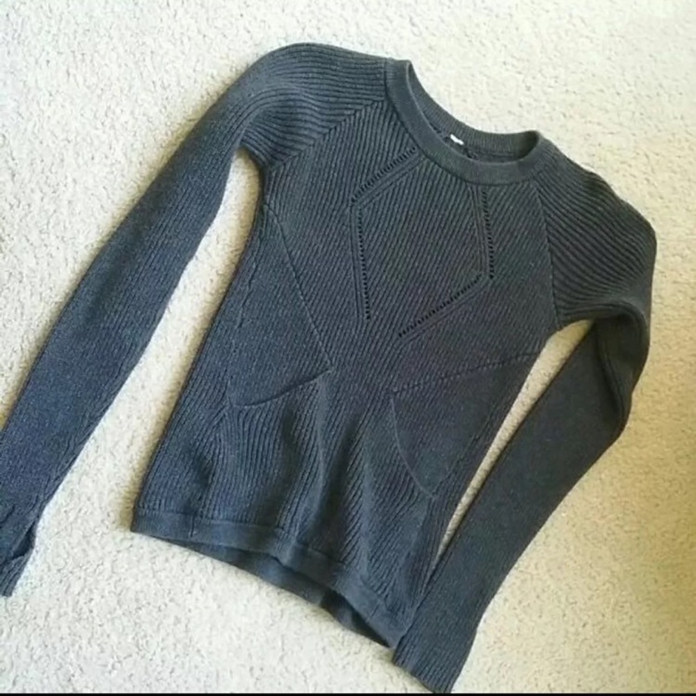 Lululemon sweater